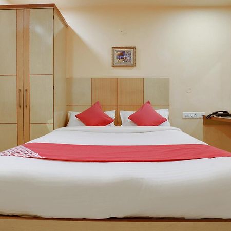 Hotel O Shanta Residency Lodge Sururnagar Exteriör bild